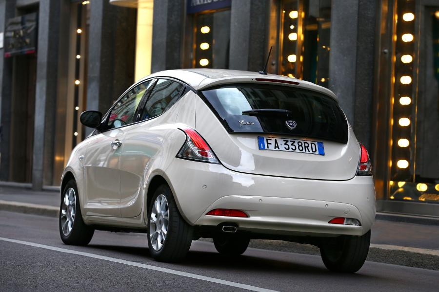  Lancia Ypsilon (846) 2015 года  (фото 19 из 31)